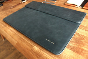 **Exclusive Offer Now** UNIC Macbook (Ready Stock) (Copy)