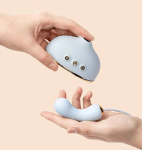 Load image into Gallery viewer, Svakom Mini Phone Massager (Ready Stock)