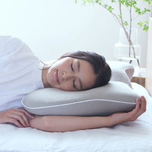 Load image into Gallery viewer, SU-ZI MUGON 2 Side Sleeping | Anti-Snoring Pillow (Shipout on 28 Feb 2025)