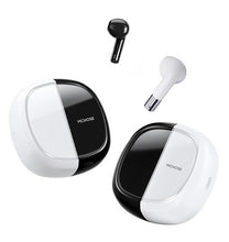 Load image into Gallery viewer, MCHOSE Black and White Panda Dual Color Earphones  (Ready Stock)